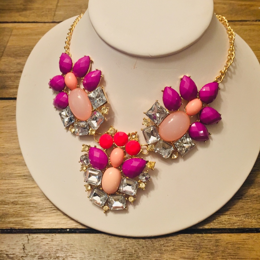 Pink stone and diamanté necklace